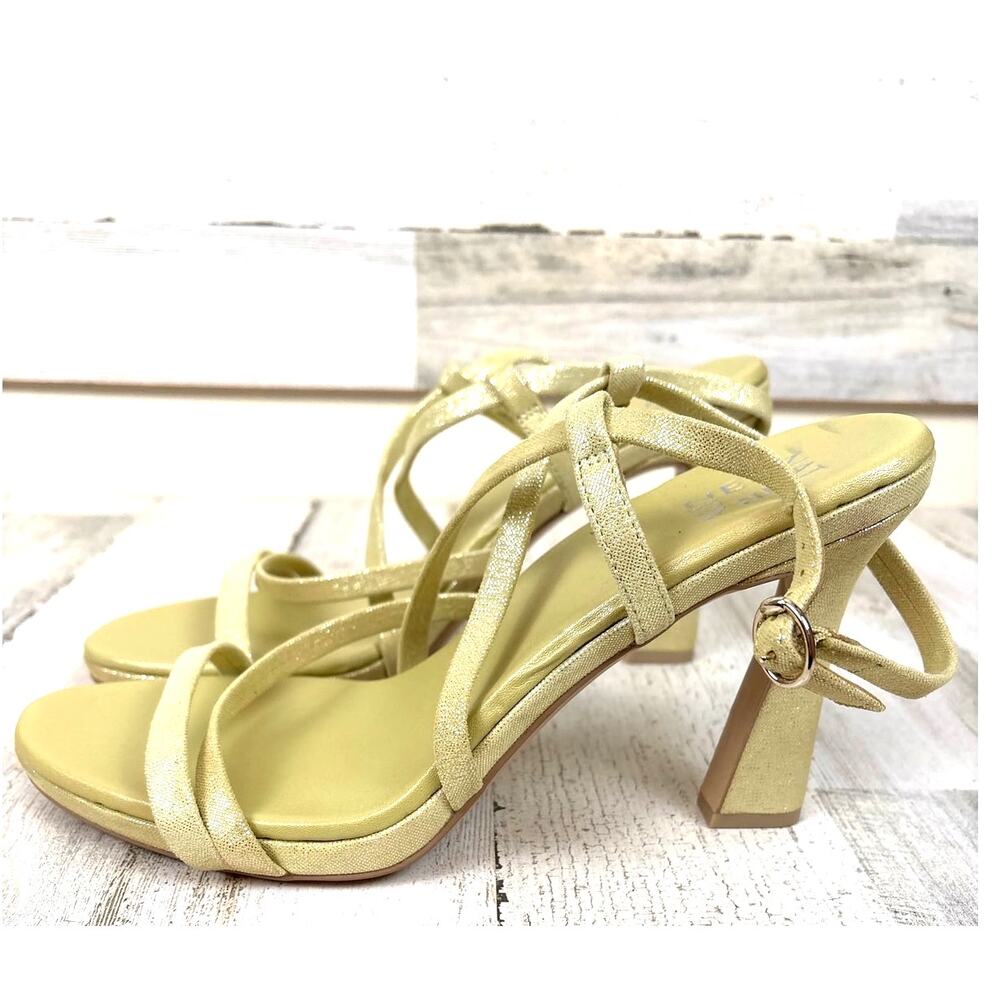 Naturalizer Womens 12W Lime Green Luisa Leather Heeled Sandals Shimmer NEW